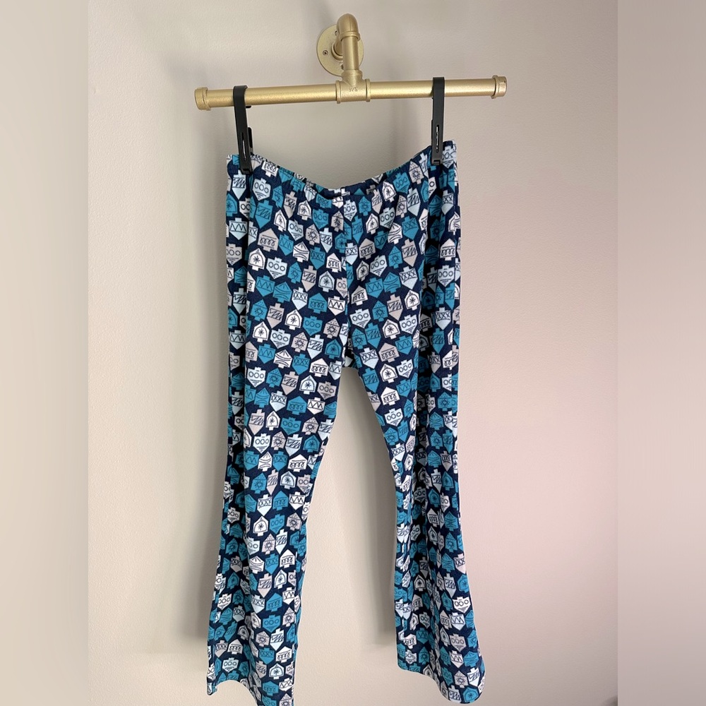 EUC Pajama bottom Blue/white wear on Hanuku